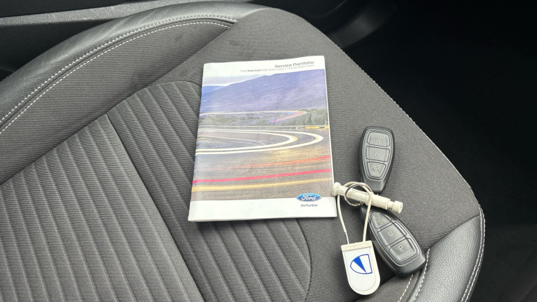 Ford Kuga 2.0 TDCi Titanium 5dr 2WD Diesel Estate